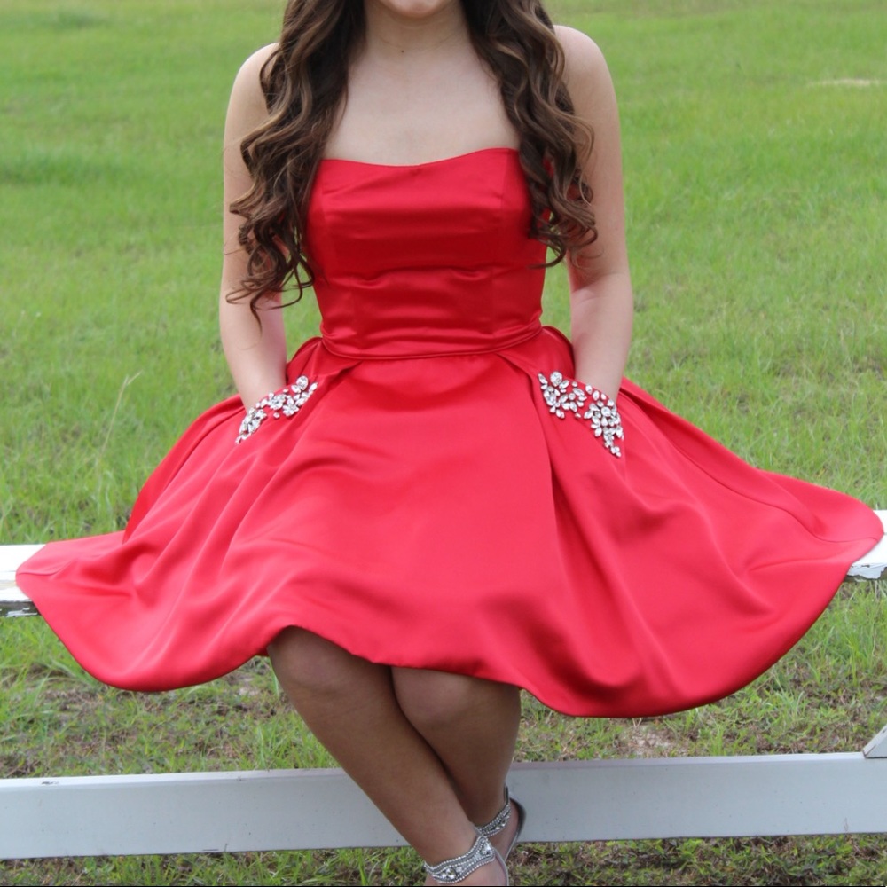 Sherri Hill Red Homecoming Prom Short Dress 2-4